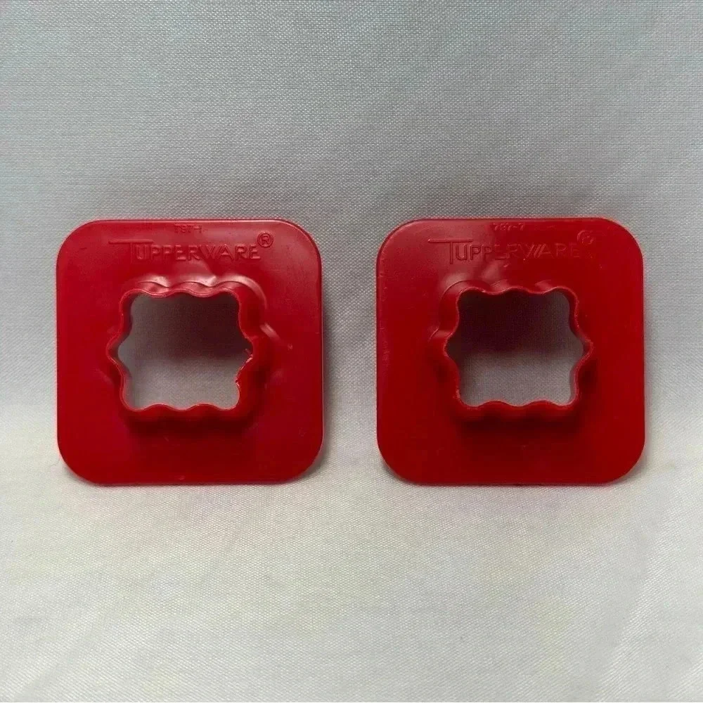 Tupperware Canape Cutter Red Plastic Set of 2 Cookie Garnish Appetizers